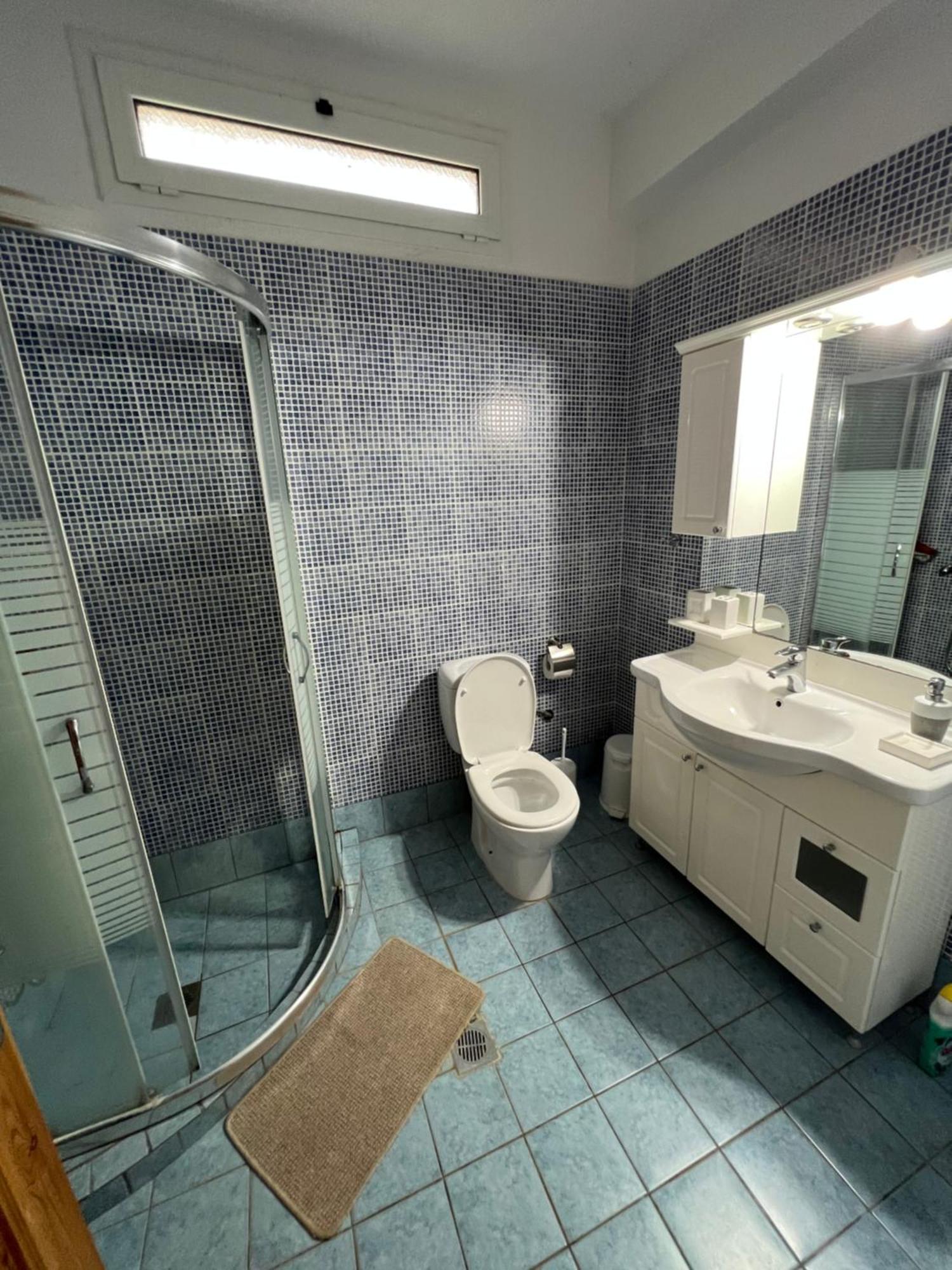 Apartment Nies Sourpi