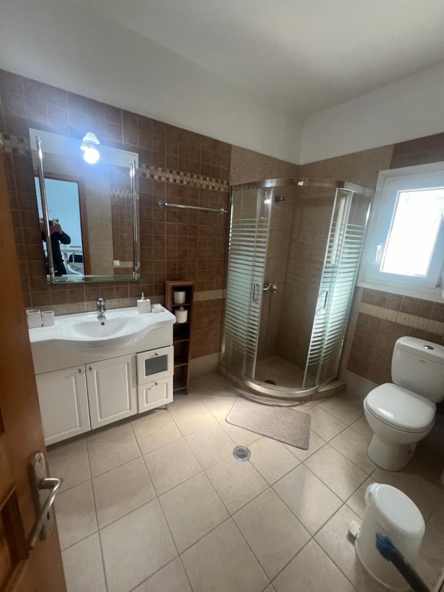 Apartment Nies Sourpi